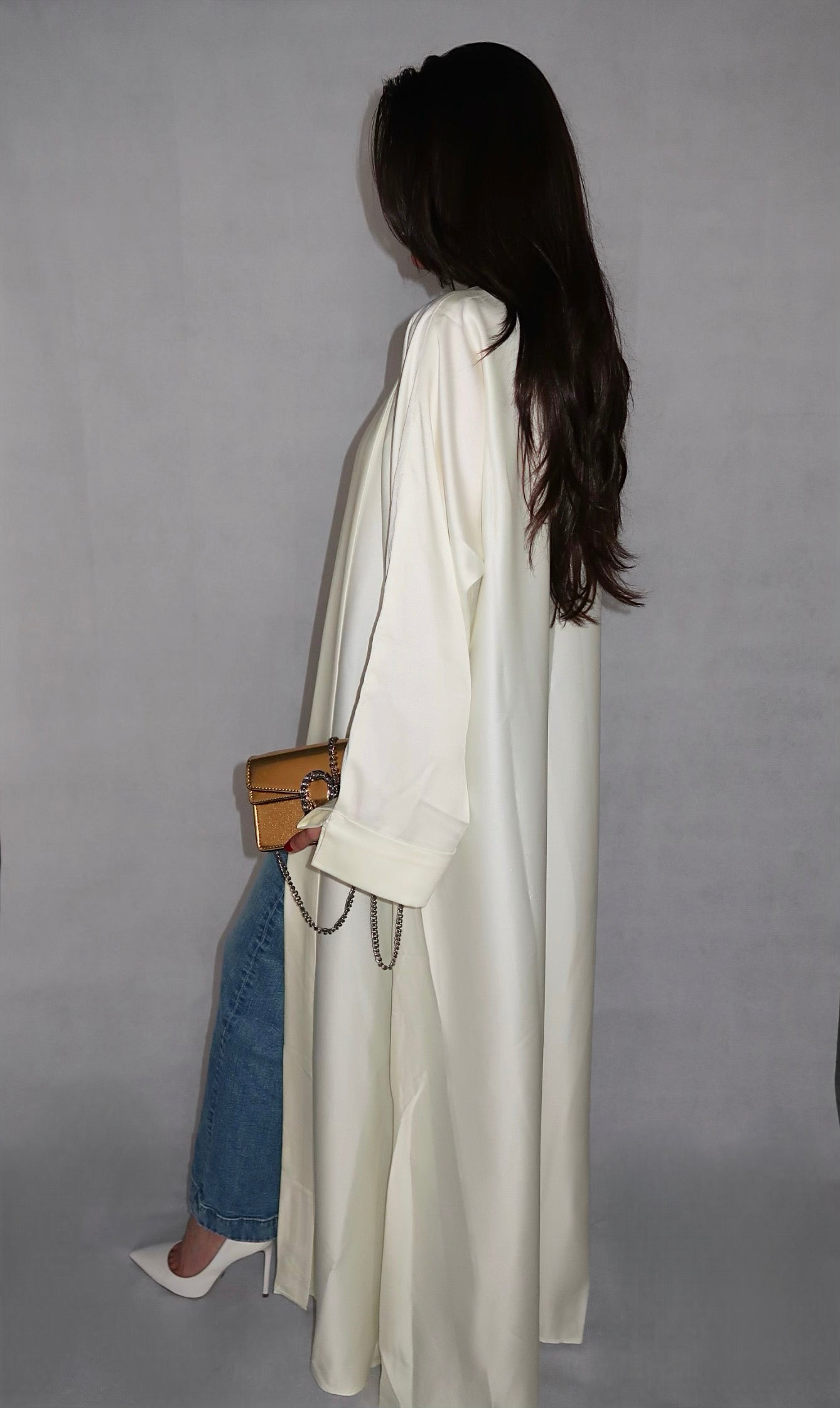 Ivory Abaya